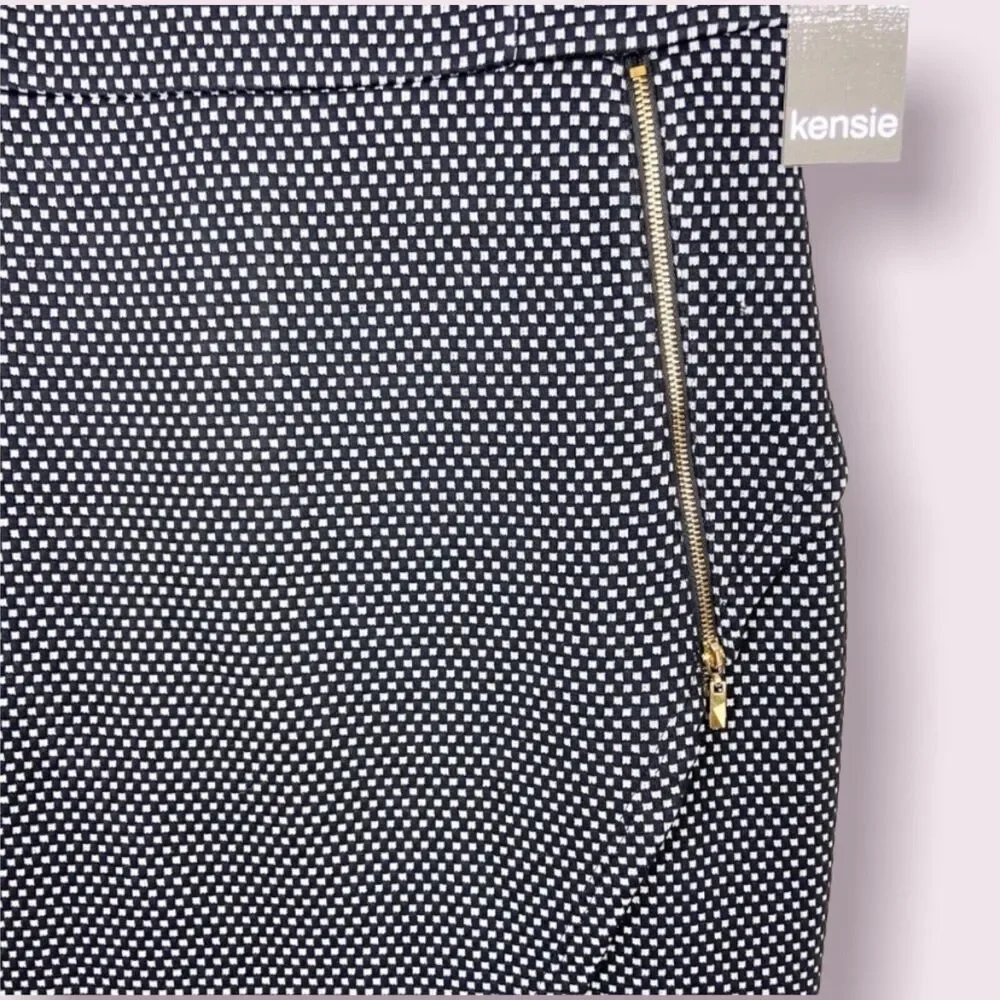 NWT Kensie Black & White Checkered Knit Zipper Skirt Dress Women's Size M - Picture 6 of 11